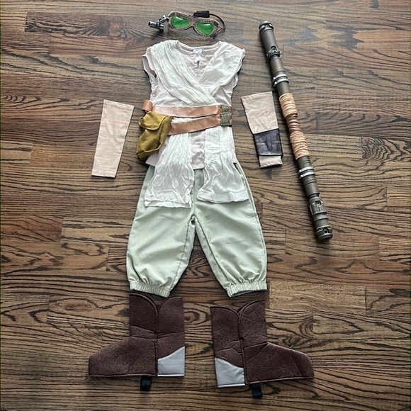 Disney Store Star Wars REY Force Awakens Girls Costume w/Extendable Staff Sz 5-6 - Picture 3 of 17